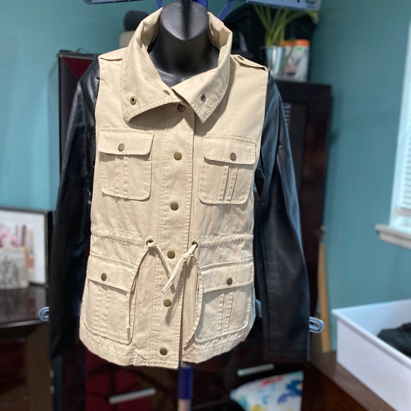 Utility jacket - Picture 1 of 2